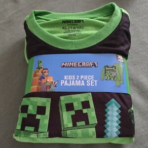 NIP. Minecraft Kids 2-Piece Pajama Set - Green & Black Boy's 14/16